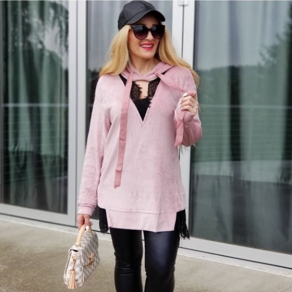 CASUAL DOLLZ Velvet Hoodie Top - Picture 2 of 4